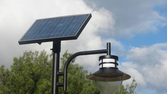 Solarni rasvjetni stup koji je postavio SolarProjekt d.o.o.